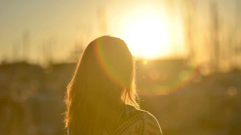 dawn-sunset-person-woman1